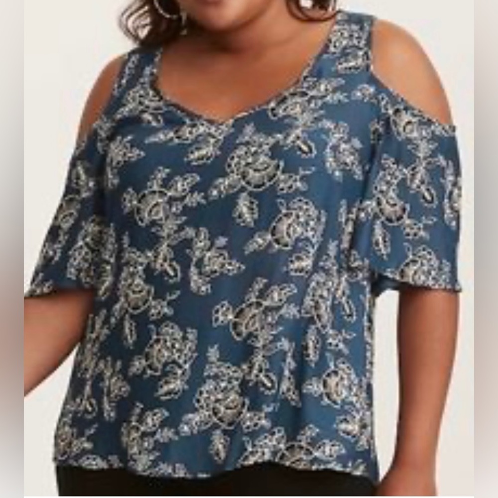 TORRID Teal Women’s off Shoulder, V Neck Top Blouse Sz 3